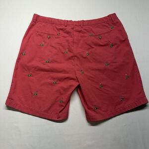 J McLaughlin Golf Shorts 42 Pink Embroidered Flags Cotton Classic‎ Fit